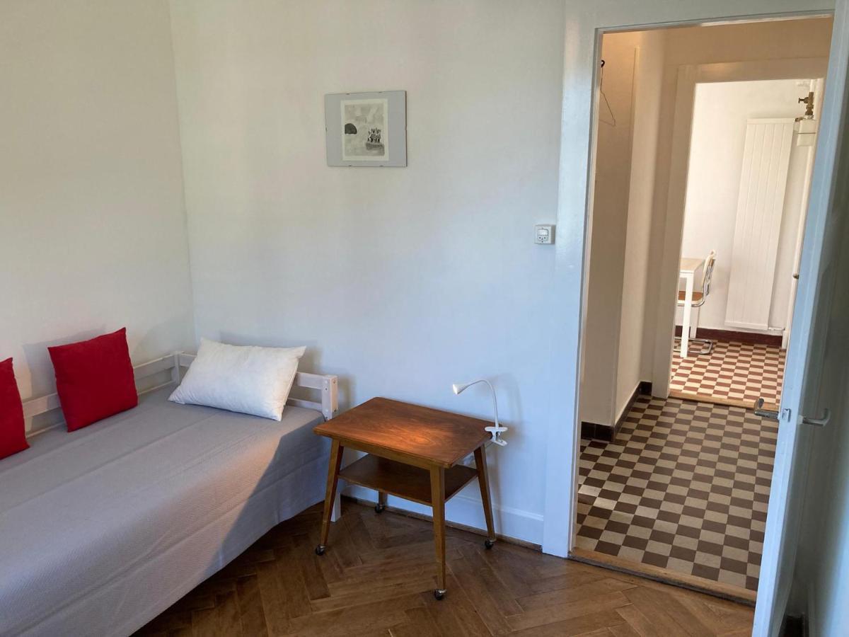 Charmant 2 Pieces Avec Parking Prive Lausanne Ngoại thất bức ảnh